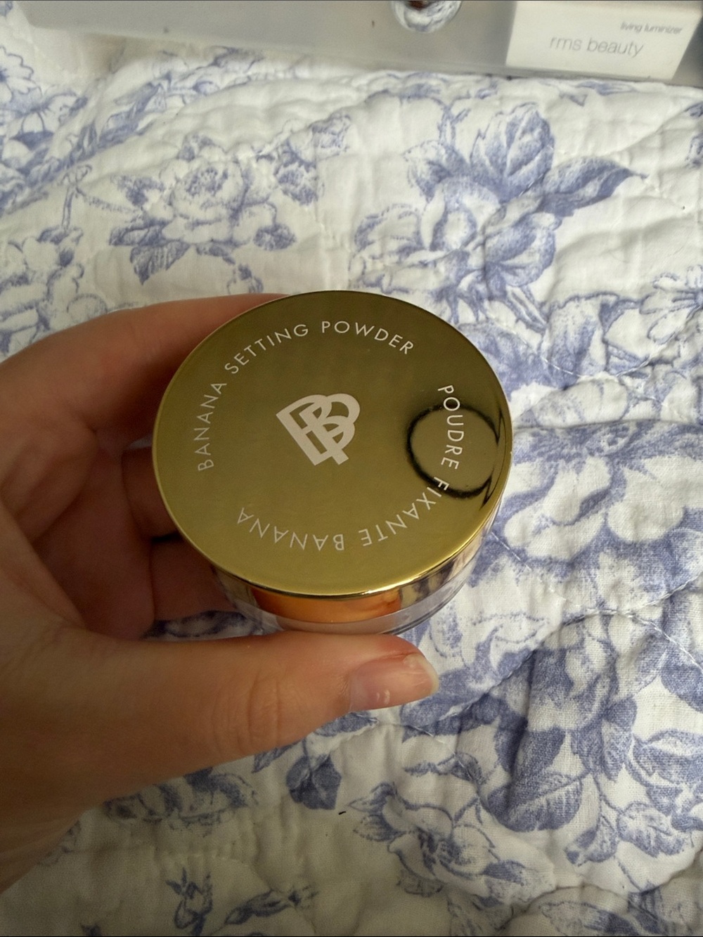 Banana Setting Powder - Gold Compact